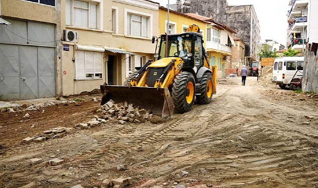 Seferihisar’ın yolları yenileniyor
