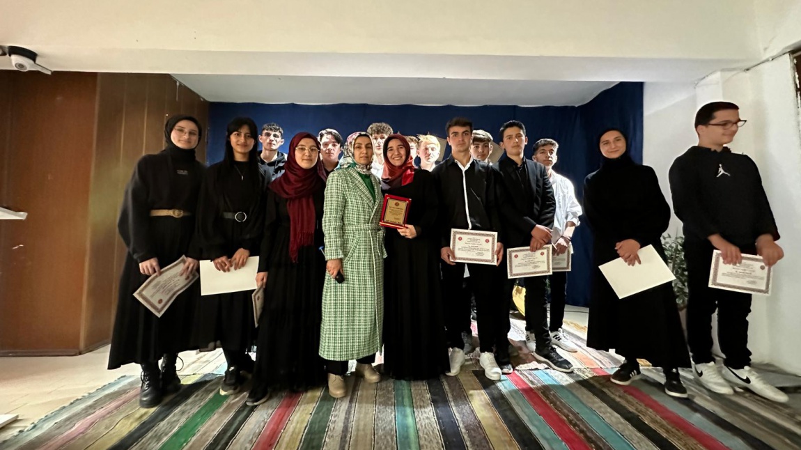 ŞİİRDEN ŞUURA ŞİİR DİNLETİSİ ETKİNLİĞİ