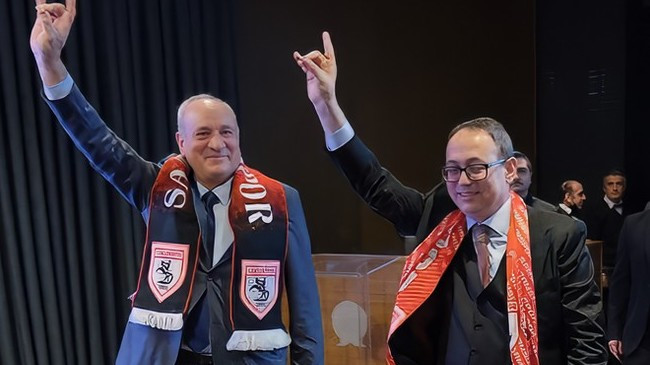 Prof. Dr. İlyas Topsakal Takdiri Samsunun seçmenleri değerlendirerek vereceklerdir