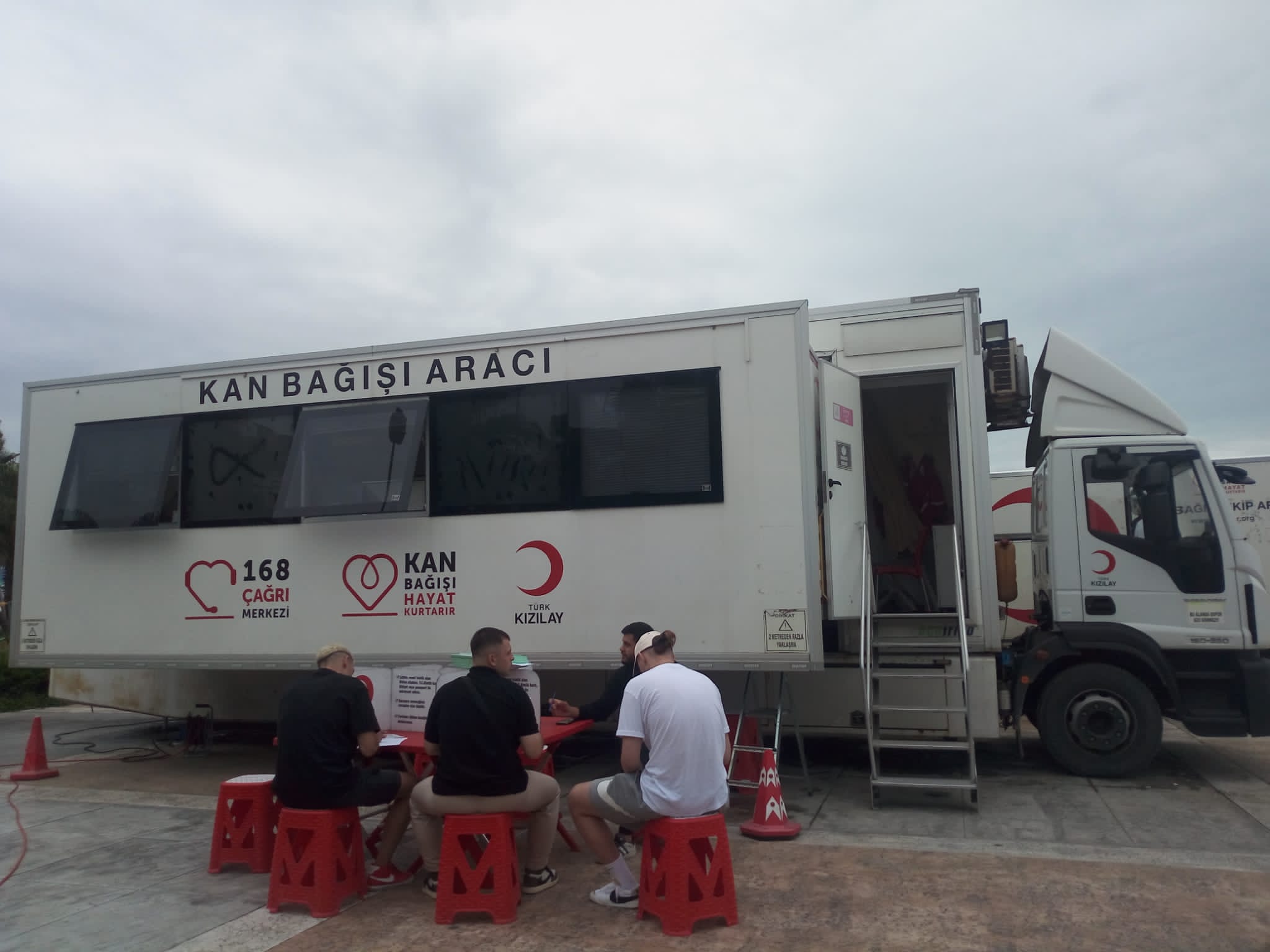 “Kan Ver, Plazma Ver, Hayatı Paylaş”