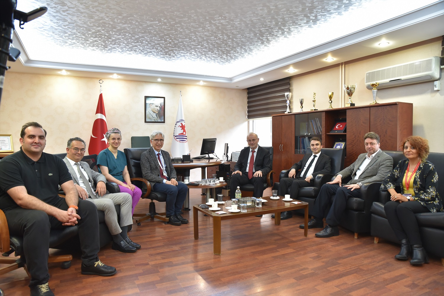 Tıp Fakültesi Hastanesinin     Başhekimlik Yönetiminde Kadro Değişikliği