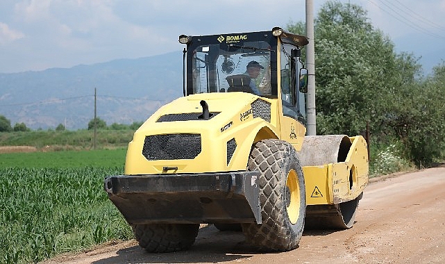 Büyükşehir çalışıyor Aydın’ın yolları yenileniyor