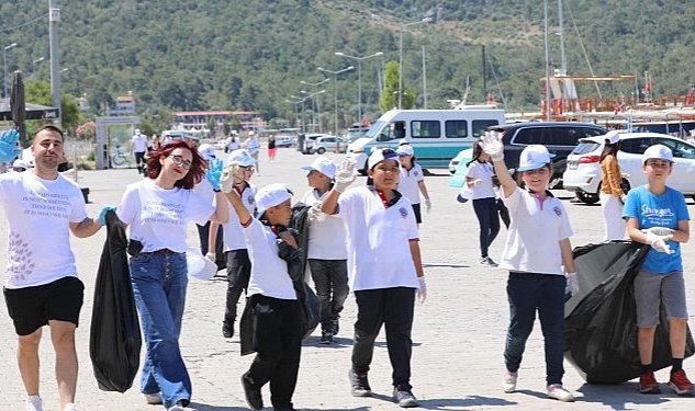 Çevre Gününde Öğrencilerden Anlamlı Etkinlik