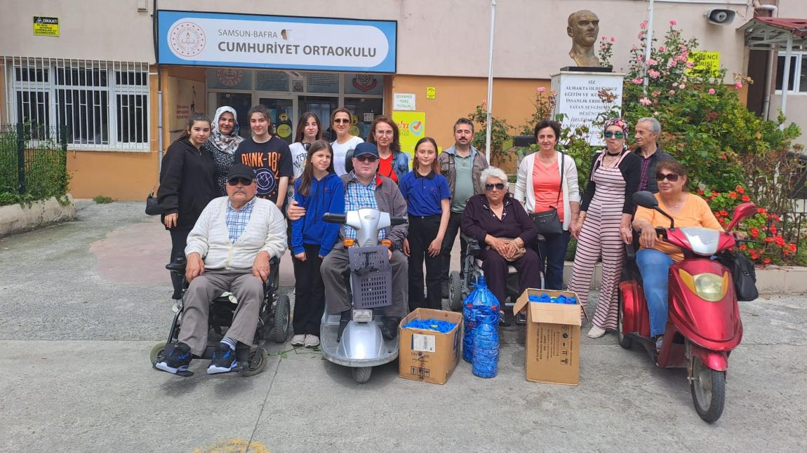 Mavi Kapaklar Umut Olacak Kampanyası