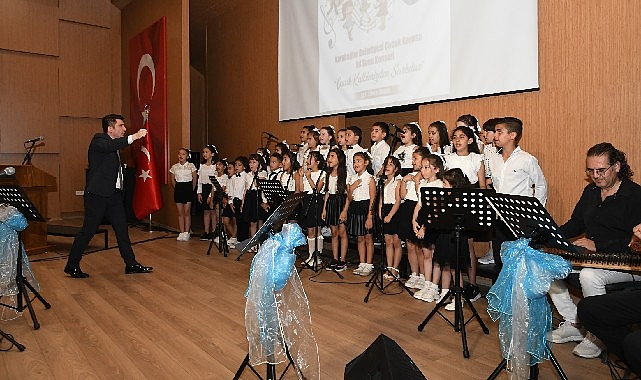 Karabağlar Belediyesi Çocuk Korosu’ndan ilk konser