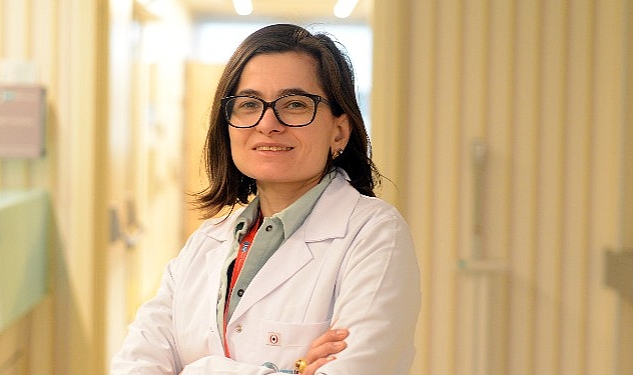 Şarkılara, şarkıcıların hayat hikâyelerine sembolik anlamlar yükleniyor