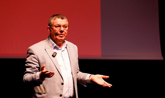 Yazar Kapaklıkaya’dan Mutlu Aile Mutlu Çocuk söyleşisi