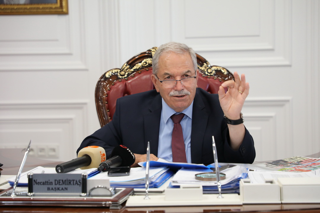 DEMİRTAŞ YOĞUN STRES YAŞAYAN GENÇLERİMİZİN YÜKLERİNİ HAFİFLETMEK İSTEDİK