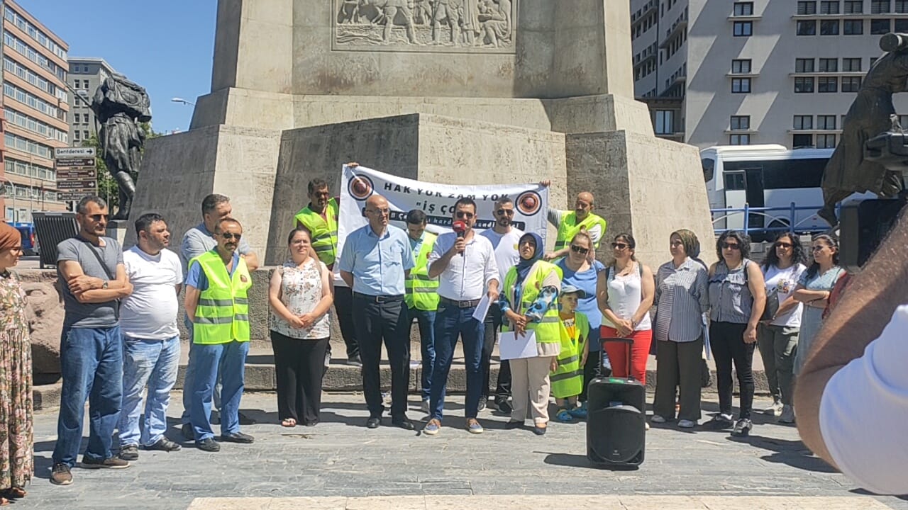 Sosyal Hizmetler İşçileri Sendikası Basın Açıklaması’nda Bulundu