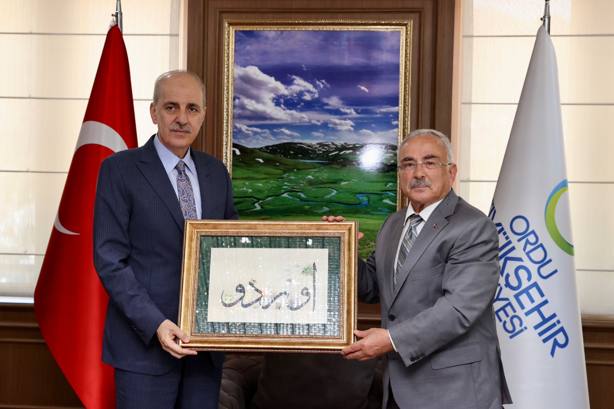 NUMAN KURTULMUŞ BÜYÜKŞEHİRDE