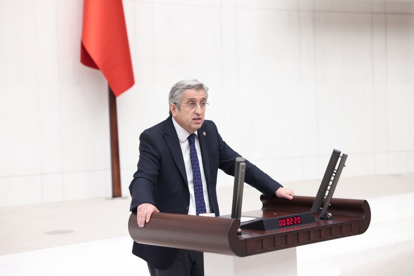 CHP’li Çan’dan iktidara fındık salvosu:  “Fındık piyasası kartele teslim, TMO kurulan tezgahın aparatı durumunda”