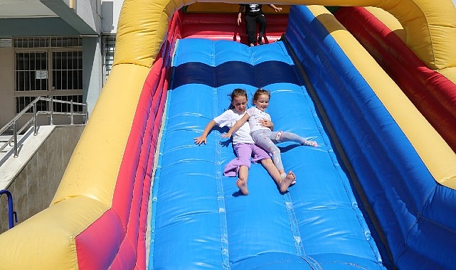 Bağcılar’da Yaz Etkinliği keyfi yaşanıyor