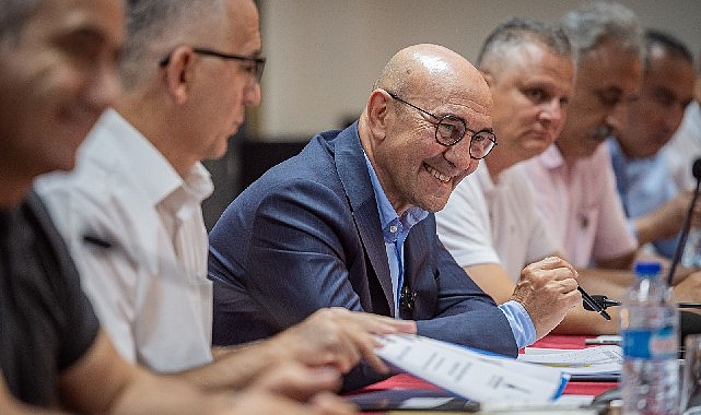 Başkan Tunç Soyer Selçuk’ta Büyükşehir’in çalışmalarını anlattı