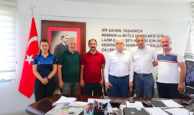 Burhaniye Belediyesi’nde en düşük işçi maaşı 11.400 TL’den 18.625 TL’ye yükseldi!