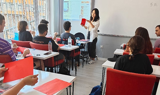İstanbul’da Çince Yaz Kampı Programı Başladı
