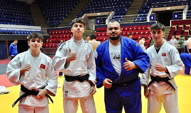 Kağıtspor, Avrupa’nın her kulvarında şampiyon