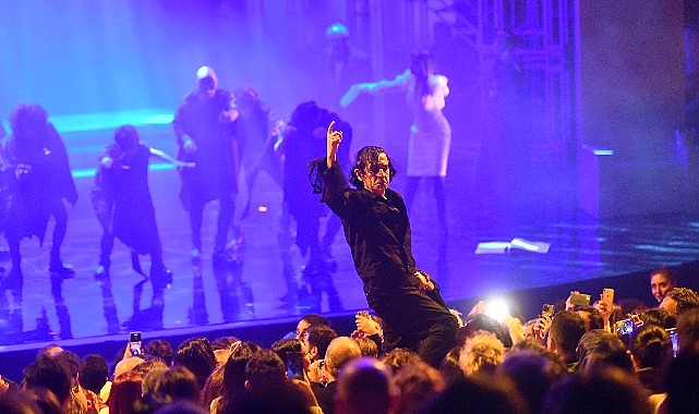 Okan Bayülgen ile “Richard” ilk kez Harbiye Açıkhava’da!