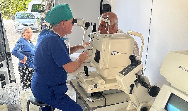 Türk Oftalmoloji Derneği’nin gezici göz muayene aracı Hatay’da