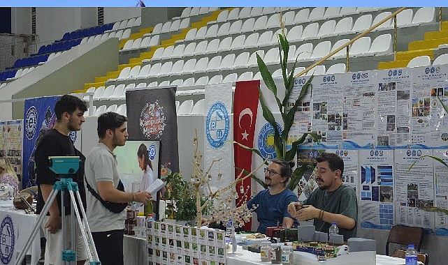 Üniversite adayları Ege’de buluştu