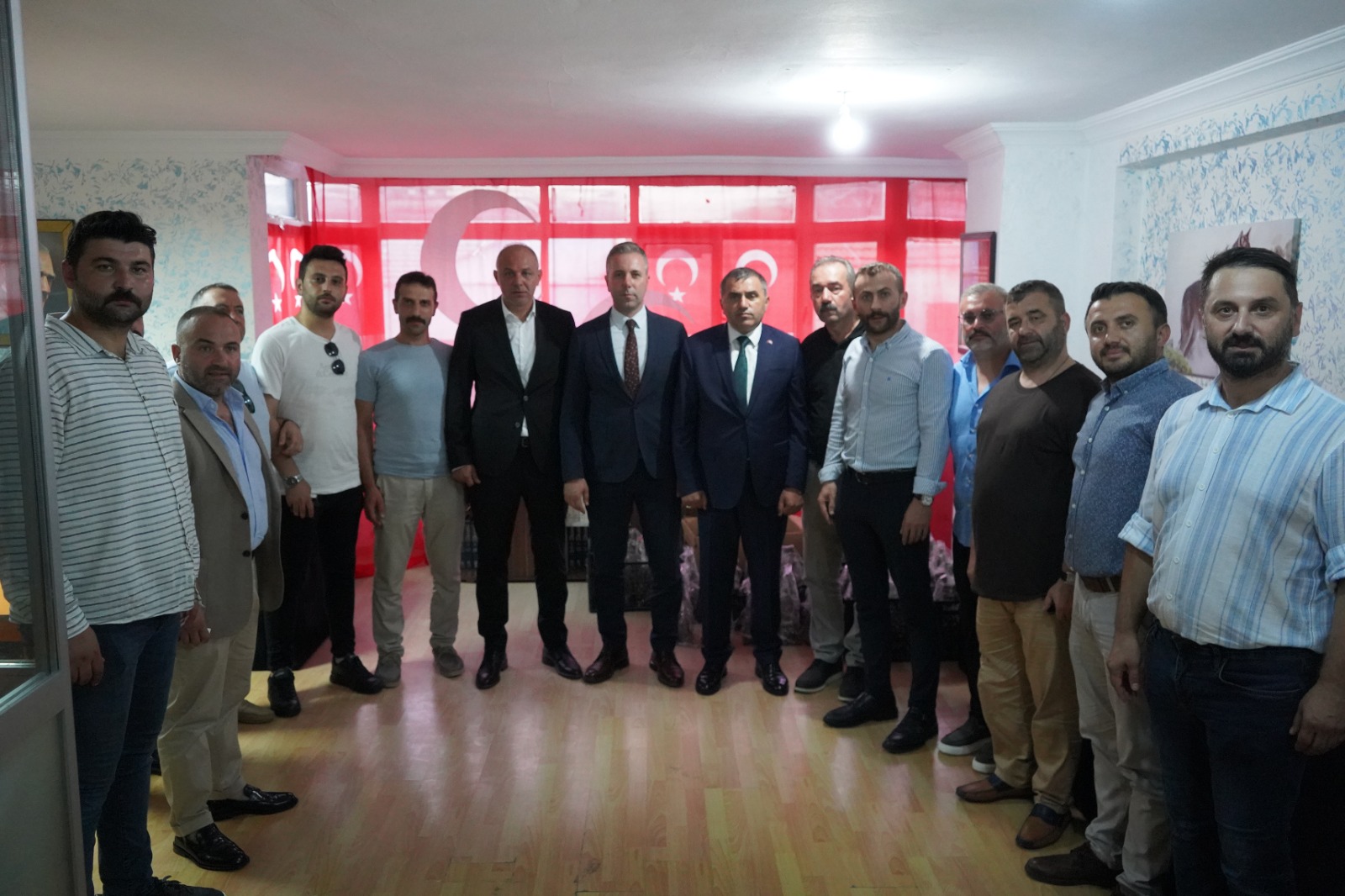 Ülkü Ocakları’na  iade-i ziyaret