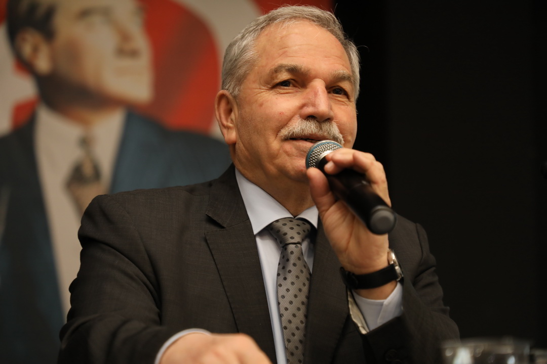 DEMİRTAŞ BAŞARILAR BİZİM EN BÜYÜK GURUR KAYNAĞIMIZ