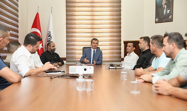 Bergama Belediyesi Çalışanlarına Çifte Müjde