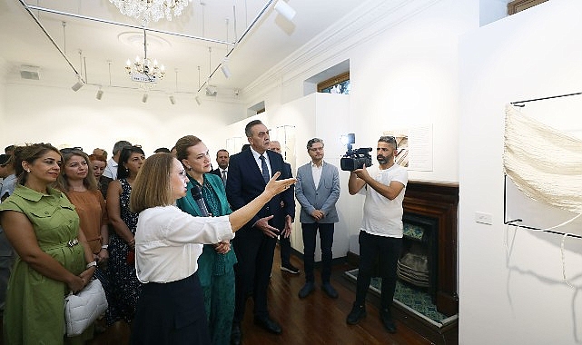 DEÜ’nün “Koza’dan Doku(ma)ya” Sergisi Açıldı