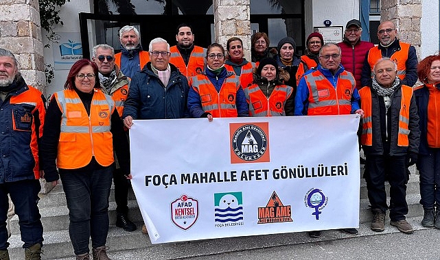 FOÇA ‘ nın mahalle afet gönüllüleri halkı depreme karşı hazırlıyor