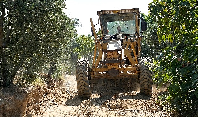 Gemlikli çiftçiye arazi yolu desteği
