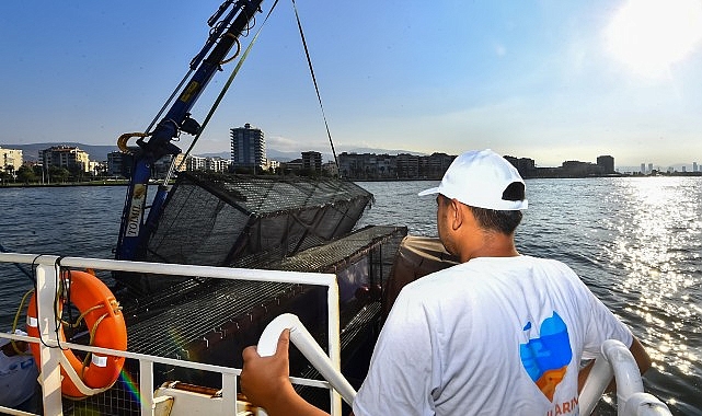 İzmir Körfez’ine ekolojik dokunuş