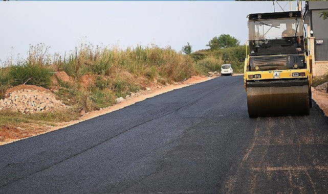 Kartepe’de 270 ton asfalt serildi