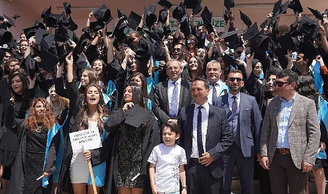 Ayvalık Fidanları’na 800 Türk Lirası Burs Desteği