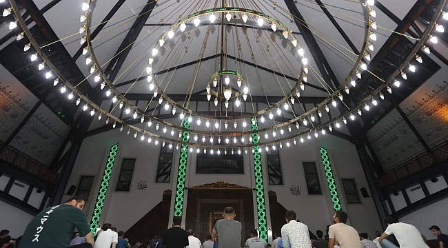 Canik’te Eller Semaya Açıldı