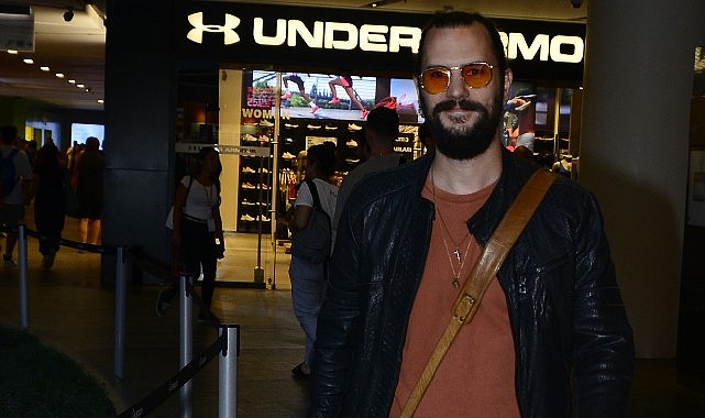 Emre Yetkin Kanyon’da alışverişte görüntülendi