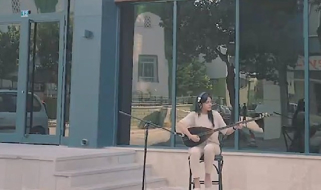 Lise Medeniyet Akademisi Öğrencileri Neşet Ertaş’ı “Eğitim İçin Çal” Klibiyle Andı