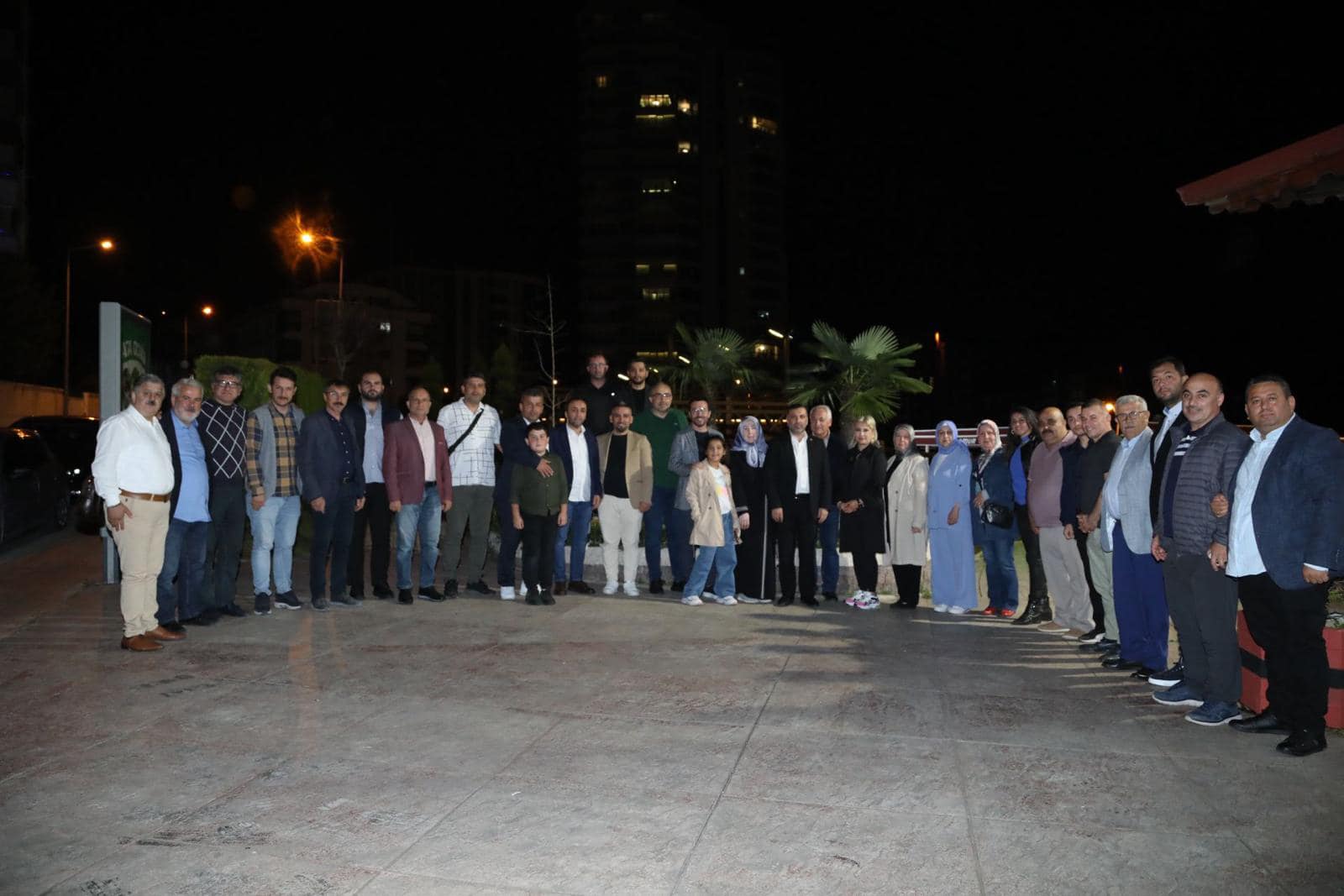 YERİŞKİN,Başarının yolu, konuşmayı bırakmak ve yapmaya başlamaktır