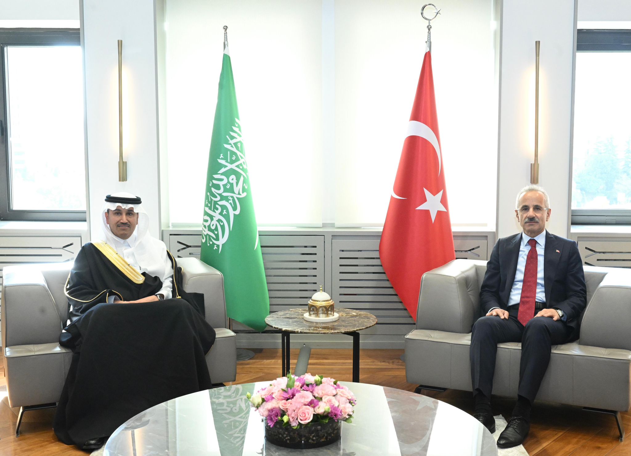 URALOĞLU: KALKINMA YOLU VE ULAŞIMA DAİR DİĞER KONULARI İSTİŞARE ETTİK