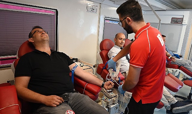 Kemer’de “100’ncü yıl 100 Ünite Kan” etkinliği yapıldı