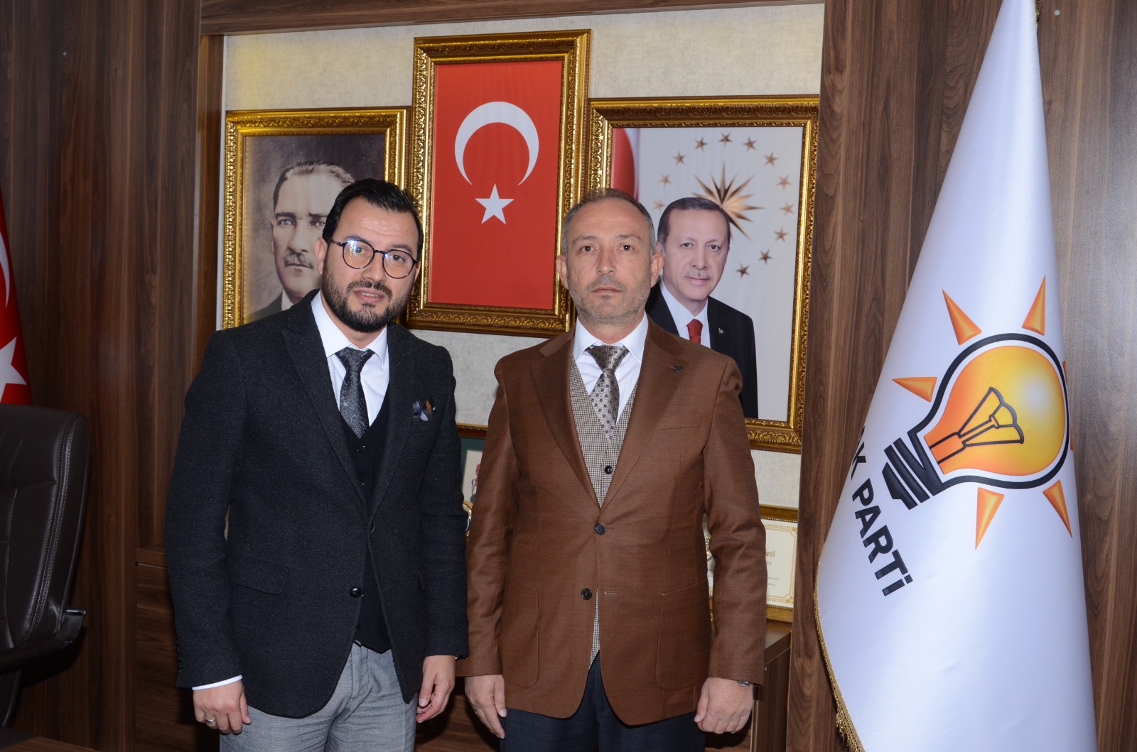 GÜDELOĞLU,ADAY ADAYLIĞINI AÇIKLADI..