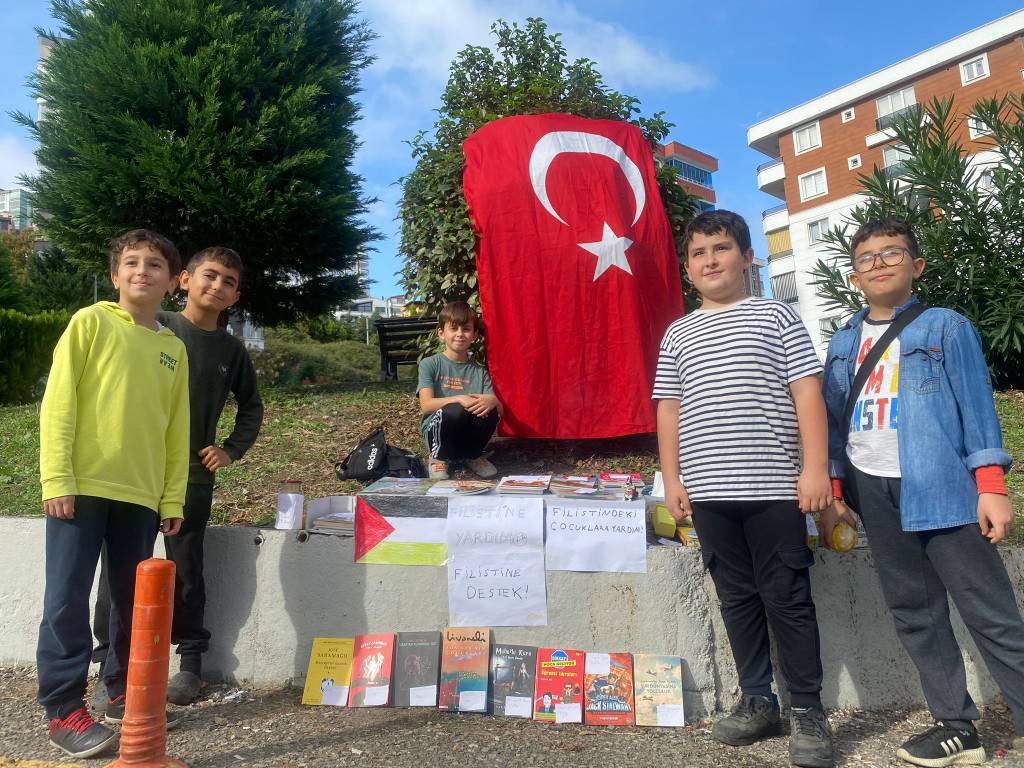 Çocuklar Yardımda Buluştu..