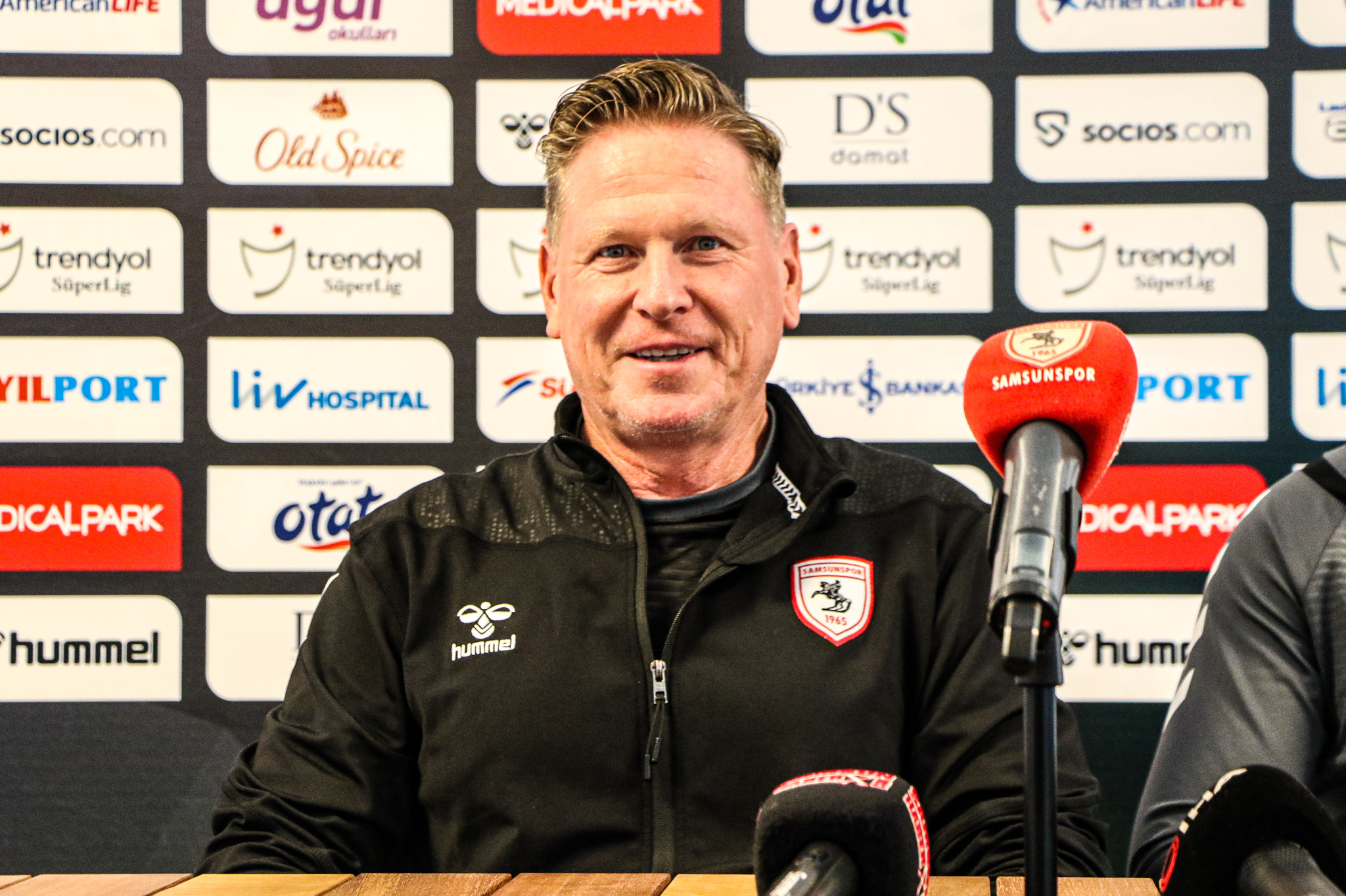 Gisdol,Ekibimin Beşiktaş A.Ş. karşılaşmasında elinden geleni yapacağına inanıyorum