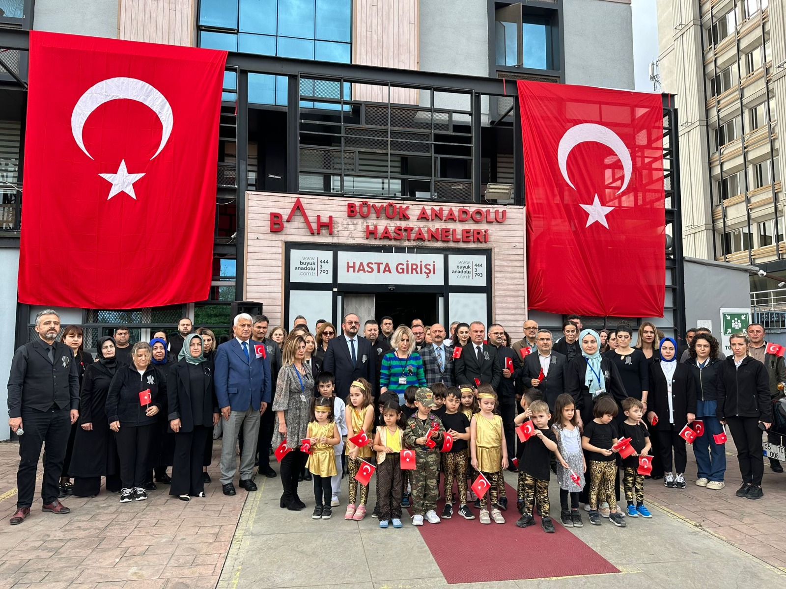 Büyük Anadolu Hastaneleri Atatürk’ü saygı ve minnet ile andı