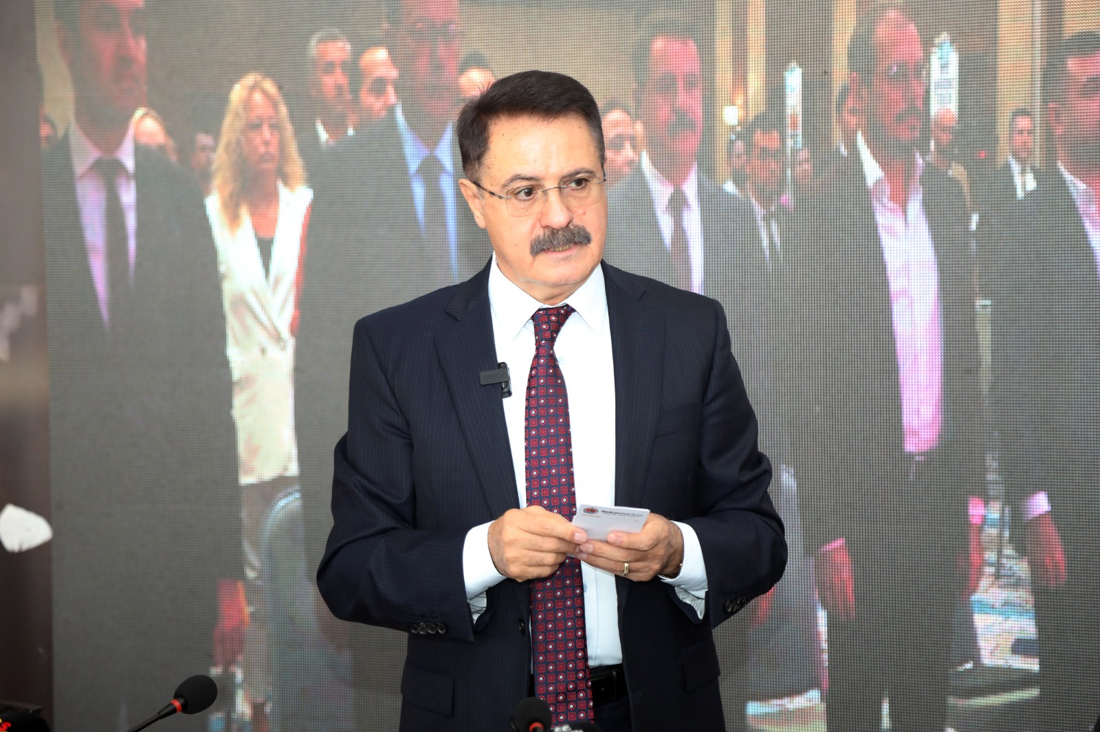 Başkan Deveci “Çalmadığım ve çaldırmadığım ile yönetiyorum”