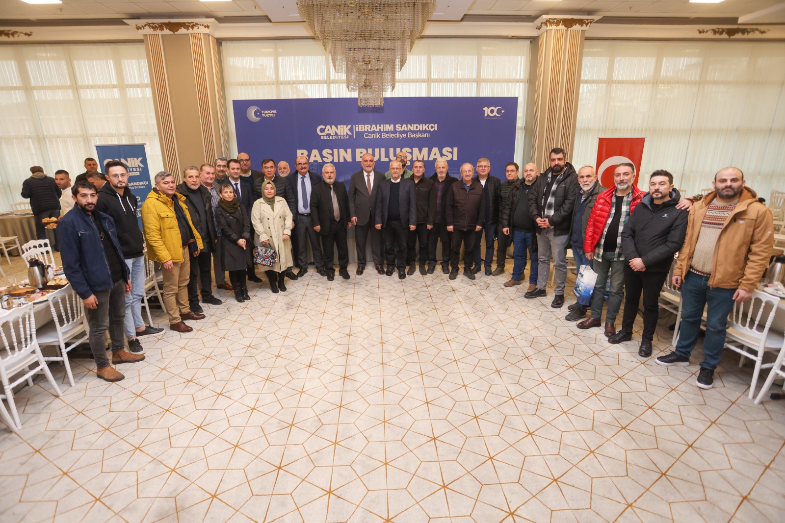 Başkan Sandıkçı Basın Mensuplarını Ağırladı