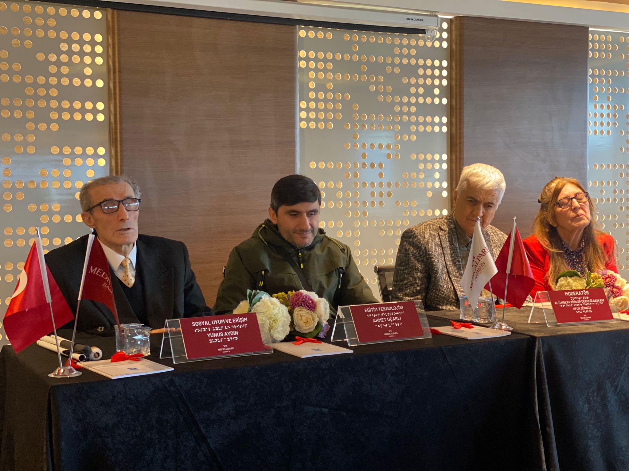 Samsun’da görme engelliler için uyum paneli düzenlend