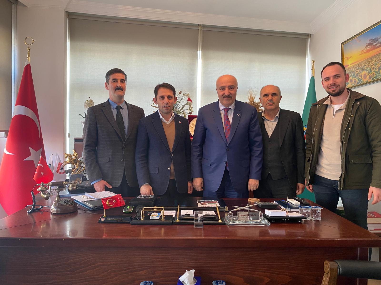 MUSTAFA YEŞİLYURT’TAN HASAN TÜTÜNCÜ’YE ZİYARET