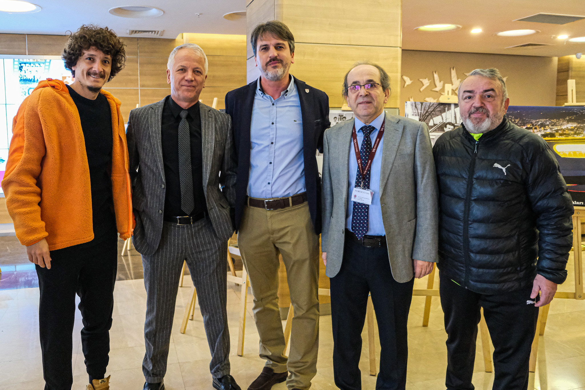 Samsunspor fotoğraf sergisi VM Medical Park Samsun Hastanesi’nde açıldı