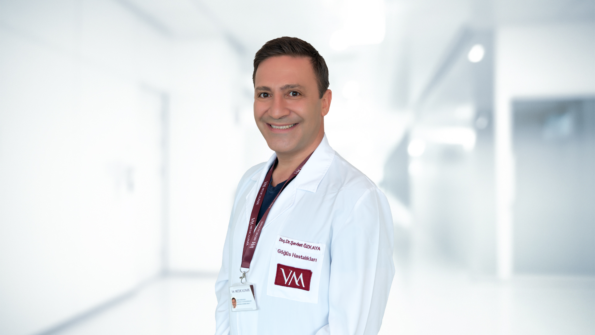 Özkaya, “Türkiye’de neredeyse her 3 kişiden biri sigara içiyor.