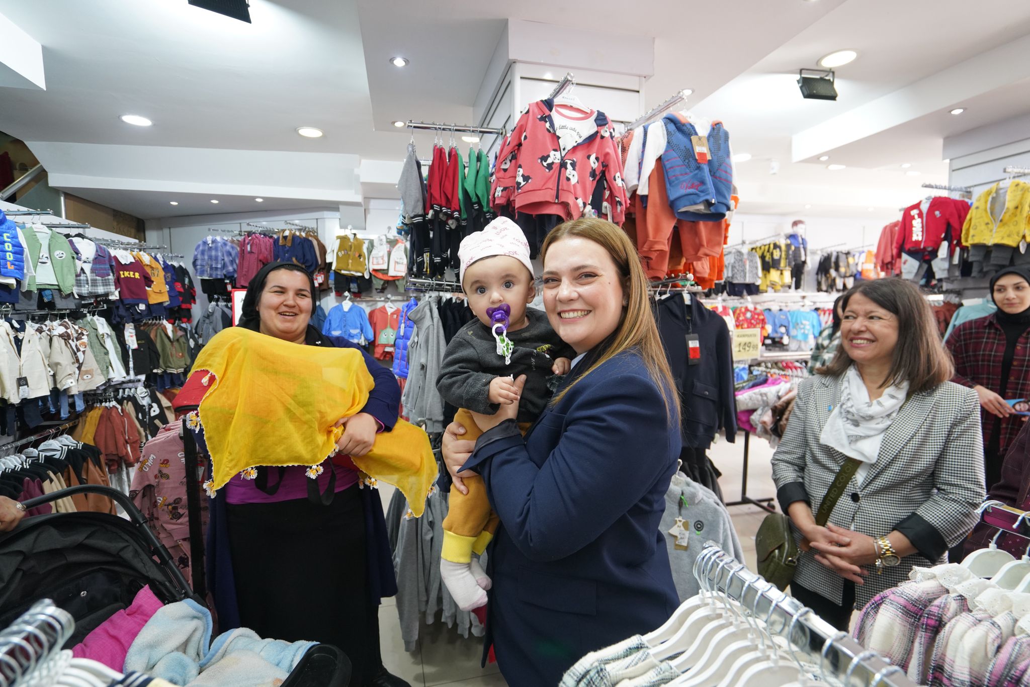 TÜFEKCİ: ESNAFIN FAİZ BORCU SİLİNECEK