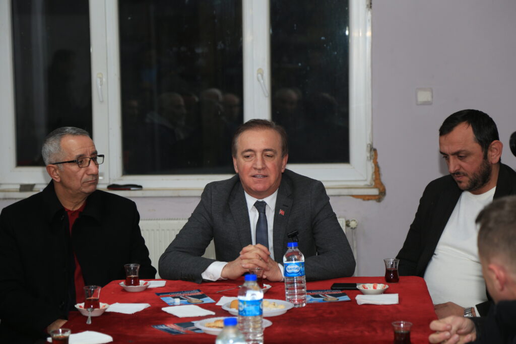 CHP SAMSUN ADAYI CEVAT ÖNCÜ 19 MAYIS İLÇESİ DEREKÖY MAHALLESİNİ ZİYARET ETTİ